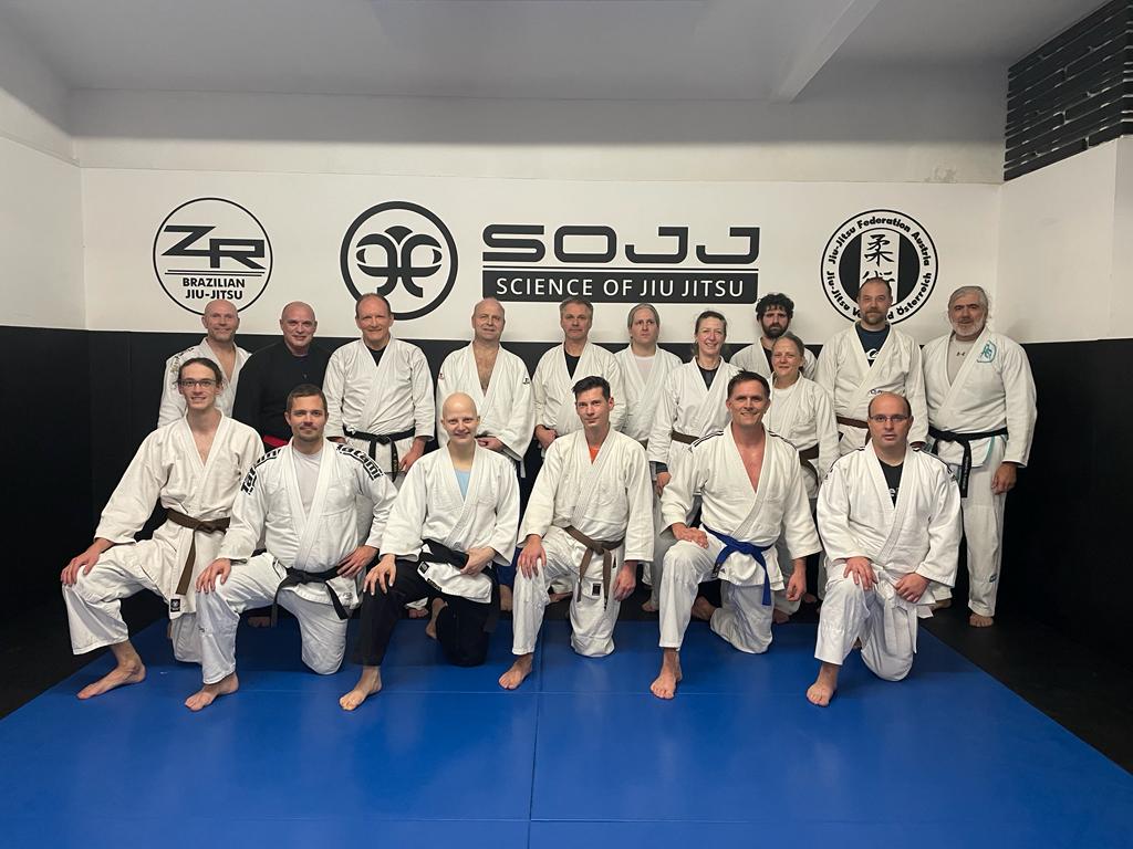 Shinbukotrainingdez23 reini