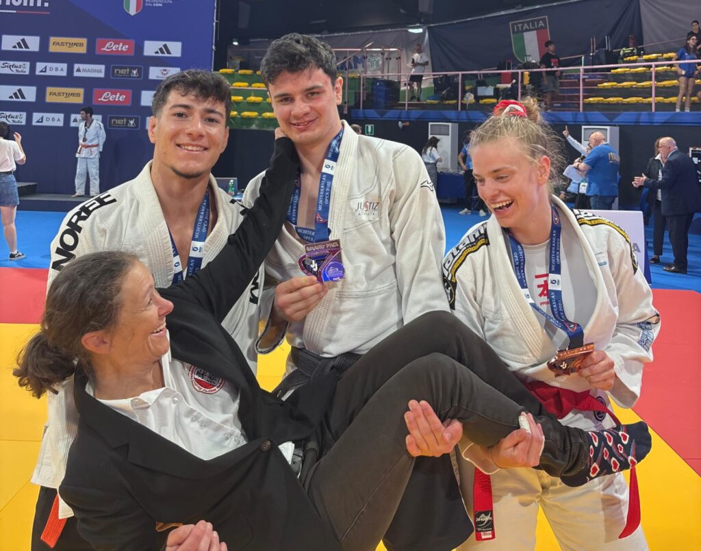 2025 06 13 um 19.01.09 d91aeedb